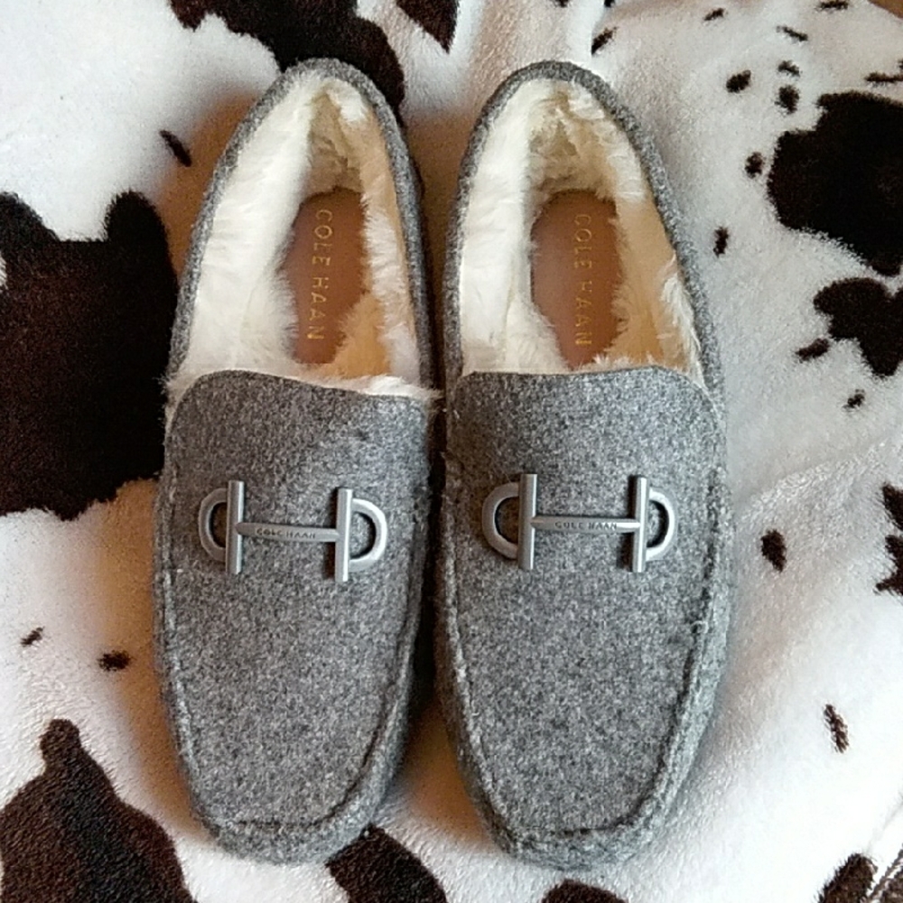 Cole Haan Charcoal Loafers with Plush Lining 7 NWOT
